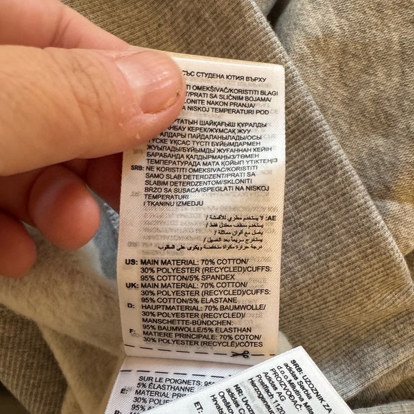 NWT! Women’s Adidas Rice University gray crew neck cropped sweatshirt Medium - Picture 4 of 5